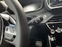 Peugeot e-2008 Allure Pack EV 3-FASEN 50kWh 136pk | SCHUIF/KANTELDAK | 360° CAMERA | STOELVERW. | ALL SEASON | CRUISE | DAB+ | NAVI |