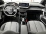 Peugeot e-2008 Allure Pack EV 3-FASEN 50kWh 136pk | SCHUIF/KANTELDAK | 360° CAMERA | STOELVERW. | ALL SEASON | CRUISE | DAB+ | NAVI |