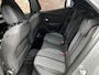 Peugeot e-2008 Allure Pack EV 3-FASEN 50kWh 136pk | SCHUIF/KANTELDAK | 360° CAMERA | STOELVERW. | ALL SEASON | CRUISE | DAB+ | NAVI |