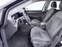 Volkswagen Golf 1.4 eHybrid Style | Carplay | Stoelverwarming | ACC | Elek Verstelbare Stoel |