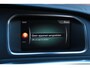 Volvo V40 Cross Country T3 Polar+ Luxury | Trekhaak | Panoramadak | Cruise Control | Navigatie | Bluetooth Telefonie & Multimedia | Verwarmbare Voorstoelen | Harman Kardon | Extra Getint Glas