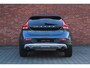 Volvo V40 Cross Country T3 Polar+ Luxury | Trekhaak | Panoramadak | Cruise Control | Navigatie | Bluetooth Telefonie & Multimedia | Verwarmbare Voorstoelen | Harman Kardon | Extra Getint Glas