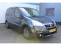 Peugeot Partner Tepee 1.2 PureTech Active | Parkeersensoren V/A | Achteruitrijcamera | Cruise controle | Radio | Elektrische ramen V | Trekhaak | Airco | Navigatie |