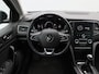 Renault Megane Estate 1.2 TCe Limited | Trekhaak | Cruise Control | Climatronic | Navigatie | Parkeersensoren | 16 Inch