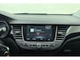 Opel Crossland X 1.2 Turbo 120 Jaar Edition | Navigatie | Trekhaak | Weinig kilometers | Hoge instap | Extra getint glas | Zwart dak | Lichtmetalen velgen | Parkeersensoren