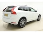 Volvo XC60 2.0 T5 FWD Ocean Race 245pk | Panorama dak | Elektrische stoelen | Verwarmde voorruit | Stoelverwarming | Handsfree kofferklep | Camera | Lederen bekleding | Afneembare trekhaak | 1.600kg trekgewicht | NL auto