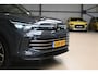 Volkswagen Tiguan 1.5 eHybrid 204pk Elegance | ergoActive | Pano | IQ. Light | Trekhaak | 100% (Dealer) onderhouden label