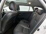 Toyota Avensis Touring Sports 1.8 VVT-i Executive Business Premium Automaat | Trekhaak | Parkeersensoren |