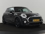 MINI Cooper 1.5 Chili Serious Business | Stoelverwarming | Head-Up | Sportstoelen | Harman/Kardon | Navigatie | Climate control | Full LED | Parkeerhulp | Cruise control | Half leder | Bluetooth