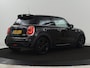 MINI Cooper 1.5 Chili Serious Business | Stoelverwarming | Head-Up | Sportstoelen | Harman/Kardon | Navigatie | Climate control | Full LED | Parkeerhulp | Cruise control | Half leder | Bluetooth