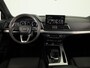 Audi Q5 55 TFSI e S edition Competition 367pk | Panoramadak | Head Up Display | lederen bekleding | 21 inch Lichtmetalen velgen |