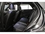 Volkswagen T-Roc R-Line Business 1.5 TSI 150pk DSG Automaat Panoramadak, Adaptive cruise control, Elektrische achterklep, LED matrix koplampen, Achteruitrijcamera, Navigatie