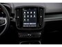 Volvo EC40 Single Motor Extended Range Ultra Europa Black Editon | 82 kWh | Panoramadak | Keyless | Harman Kardon Audio | Elektrische Achterklep | 360 camera | Stoel-/Stuurverwarming | Adaptieve Cruise | Getint Glas | Luxe Bekleding |