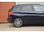 BMW 2-Serie Active Tourer 218i Sportline Trekhaak/Shadowline/18 Inch/Camera/Stoelverwarmin