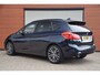 BMW 2-Serie Active Tourer 218i Sportline Trekhaak/Shadowline/18 Inch/Camera/Stoelverwarmin