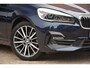 BMW 2-Serie Active Tourer 218i Sportline Trekhaak/Shadowline/18 Inch/Camera/Stoelverwarmin