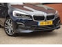 BMW 2-Serie Active Tourer 218i Sportline Trekhaak/Shadowline/18 Inch/Camera/Stoelverwarmin