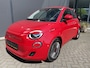 Fiat 500e Red 42 kwh Achteruitrijcamera - Airco - Parkeersensor achter - Navigatiesysteem - Apple carplay - Cruise control - Licht metalen velgen 16 inch - Radio - Ramen elektrisch - Multifunctioneel stuurwiel -  - Draadloze telefoonoplader - Led verlichting - Automaat - Usb aansluiting - Bluetooth