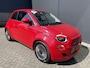 Fiat 500e Red 42 kwh Achteruitrijcamera - Airco - Parkeersensor achter - Navigatiesysteem - Apple carplay - Cruise control - Licht metalen velgen 16 inch - Radio - Ramen elektrisch - Multifunctioneel stuurwiel -  - Draadloze telefoonoplader - Led verlichting - Automaat - Usb aansluiting - Bluetooth