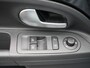 Volkswagen e-Up! e-up Cruise Control - Stoelverwarming - PDC- Camera - Climatronic - Bluetooth - LM velgen