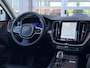 Volvo XC60 2.0 T8 Plug-in hybrid AWD Ultra Bright | SOH 100% | Massagestoelen | Stoelverwarming en verkoeling | Harman/Kardon | Panoramdak | Adaptieve Cruise control | Apple Carplay/Android Auto | HUD |
