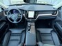 Volvo XC60 2.0 T8 Plug-in hybrid AWD Ultra Bright | SOH 100% | Massagestoelen | Stoelverwarming en verkoeling | Harman/Kardon | Panoramdak | Adaptieve Cruise control | Apple Carplay/Android Auto | HUD |