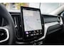 Volvo XC60 T6 Plug-in hybrid AWD Essential | Gratis Trekhaak | Adaptieve Cruise Control | Stoel + Stuurverwarming | Dode Hoek detectie | 19 Inch Velgen | Nordico Interieur | Getint Glas Achter
