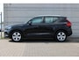 Volvo XC40 T2 Momentum Business | Adaptieve cruise control | 360 graden camera | Apple carplay/Android auto | Keyless | Achteruitrij camera | 18 inch Lichtmetalen velgen