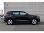 Volvo XC40 T2 Momentum Business | Adaptieve cruise control | 360 graden camera | Apple carplay/Android auto | Keyless | Achteruitrij camera | 18 inch Lichtmetalen velgen