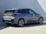 BMW X1 xDrive30e 326 PK M-SPORT / Fabrieksgarantie tot 05-2028 / Glazen schuif- en kanteldak / Head Up Display / Elektrisch trekhaak / Trekgewicht 1800 kg / Elektrische achterklep / Rondomzicht camera / Stuur- & Stoel verwarming / Adaptief cruise control /