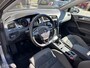 Volkswagen Golf 1.0 TSI Comfortline Business | Pano |CarPlay