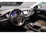 Kia Niro EV e-Niro DynamicLine 64 kWh | 3 fase | soh 100% | stoel & stuur verwarming | facelift | navigatie | dab | Android auto & Apple carplay