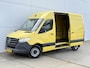 Mercedes-Benz Sprinter 319 3.0 CDI 6 Cilinder Automaat L2H2 Dubbele Schuifdeur 3.5t Trekhaak Cruise Control Climate Control Camera Navigatie Lucht Geveerde Stoel