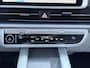 Hyundai Ioniq 6 Connect 77.4 kWh / SOH 100% /Lederen bekleding / Fabrieksgarantie tot 11-2028 / CCS snellader / Elektrisch verstelbare stoel  / Stuur-, Stoel & Achterbankverwarming / warmtepomp / Trekgewicht 1500 kg / Keyless Entry/Start /