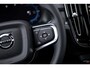 Volvo EC40 Single Motor Plus Black Edition Europa 70 kWh | Panoramadak | Parkeer Camera | Adaptieve Cruise Control | Harman/Kardon | Achterbank Verwarming | Warmtepomp |