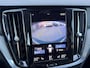Volvo V60 2.0 B4 Inscription | Trekhaak | Harman Kardon Audio | Panoramadak | Achteruitrijcamera | Keyless Entry | Elektrische Achterklep | Lederen Bekleding | Lichtmetalen Velgen 19 inch | Navigatie | Apple Carplay | Android Auto