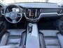 Volvo V60 2.0 B4 Inscription | Trekhaak | Harman Kardon Audio | Panoramadak | Achteruitrijcamera | Keyless Entry | Elektrische Achterklep | Lederen Bekleding | Lichtmetalen Velgen 19 inch | Navigatie | Apple Carplay | Android Auto