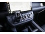 Land Rover Defender 110 P300e 110 Dynamic HSE Edition l Cold Climate pack l Black exterior Pack l Head-UP Display l Elektrische trekhaak l