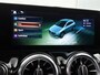 Mercedes-Benz EQA 250+ Business Solution AMG 71 kWh | Nightpakket | Premium pakket | Smartphone integratie | Panoramaschuifdak | Stuurwielpaddles gegalvaniseerd | Sfeerverlichting | Sierdeel van achteren verlicht |