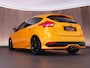 Ford Focus ST-2 2.0 250pk |Fox-sportuitlaat|REVO|H&R veren|Sony|blind spot|cruise control|winterpack|parkeercamera|19" lichtmetalen velgen|