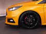 Ford Focus ST-2 2.0 250pk |Fox-sportuitlaat|REVO|H&R veren|Sony|blind spot|cruise control|winterpack|parkeercamera|19" lichtmetalen velgen|