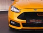 Ford Focus ST-2 2.0 250pk |Fox-sportuitlaat|REVO|H&R veren|Sony|blind spot|cruise control|winterpack|parkeercamera|19" lichtmetalen velgen|