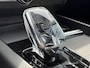 Volvo XC60 T6 Plug-in hybrid AWD Plus Black Edition | Facelift | Harman Kardon Audio | Head-up Display | 360 Graden Camera | Panoramadak | Lichtmetalen Velgen 21 inch | Elektrisch Verstelbare Voorstoelen | Keyless Entry | BLIS