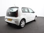 Volkswagen Up! 1.0 BMT high up! Airco Lichtmetalen velgen Camera Parkeersensoren achter Elektrische ramen Radio