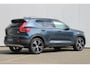 Volvo XC40 1.5 T4 Recharge Inscription | Panoramadak | Elek. bed. voorstoelen met geheugen | Semi elek. trekhaak | Verwarmbare voorstoelen | Verwarmbaar stuurwiel | 360 graden camera | Verwarmbare achterbank | Keyless entry | Premium audio by Harman Kardon | Adaptive cruise control | Blind spot | Elektrische achterklep | Apple carplay |