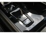 Volvo XC40 1.5 T4 Recharge Inscription | Panoramadak | Elek. bed. voorstoelen met geheugen | Semi elek. trekhaak | Verwarmbare voorstoelen | Verwarmbaar stuurwiel | 360 graden camera | Verwarmbare achterbank | Keyless entry | Premium audio by Harman Kardon | Adaptive cruise control | Blind spot | Elektrische achterklep | Apple carplay |