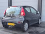 Peugeot 107 1.0-12V airco, centrale vergrendeling, recente apk