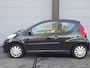 Peugeot 107 1.0-12V airco, centrale vergrendeling, recente apk