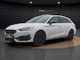 CUPRA Leon Sportstourer 1.4 e-Hybrid VZ Adrenaline | Pano dak | Stoelverwarming | Camera | 19" | ACC |