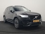 Volvo XC90 T8 Recharge AWD R-Design 7 Persoons PHEV 455pk | Panodak | Adaptive Cruise | Camera | Harman / Kardon | Lederen Sportstoelen Memory & Verwarmd | Google Assistent | Stuur Verwarmd | Keyless | Blis | Plug In Hybrid |